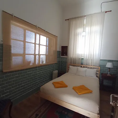 Garden - Private Guest house *